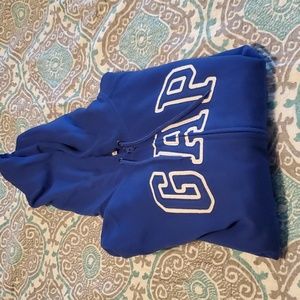 ❄️GAP zip up hoodie❄️